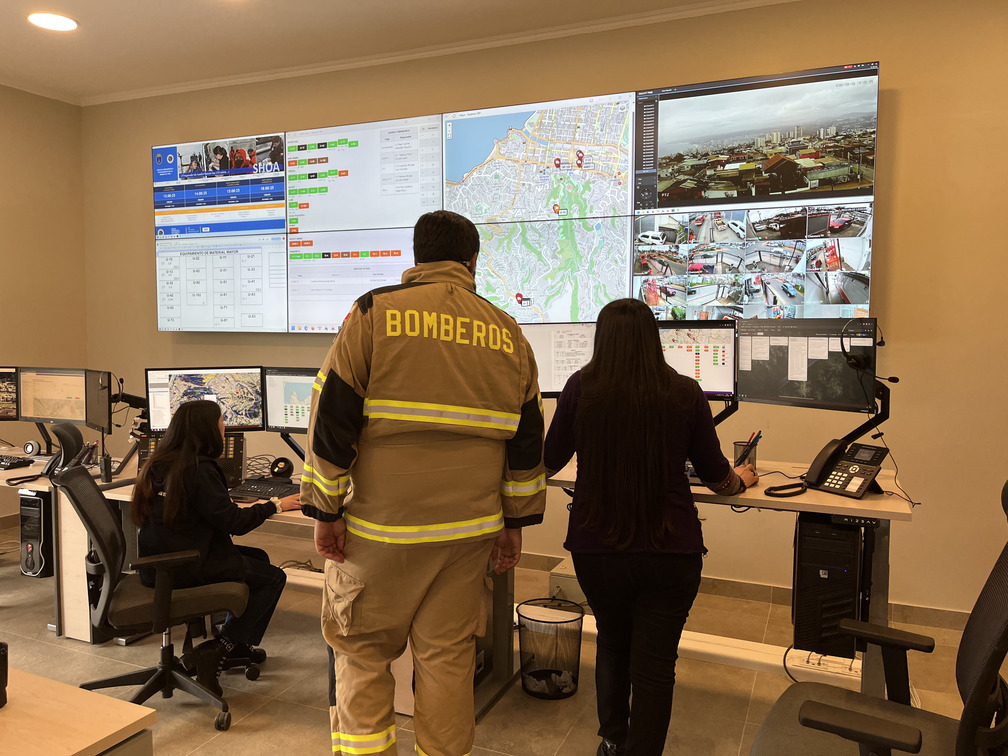 Central de Comunicaciones — videowall y equipamiento