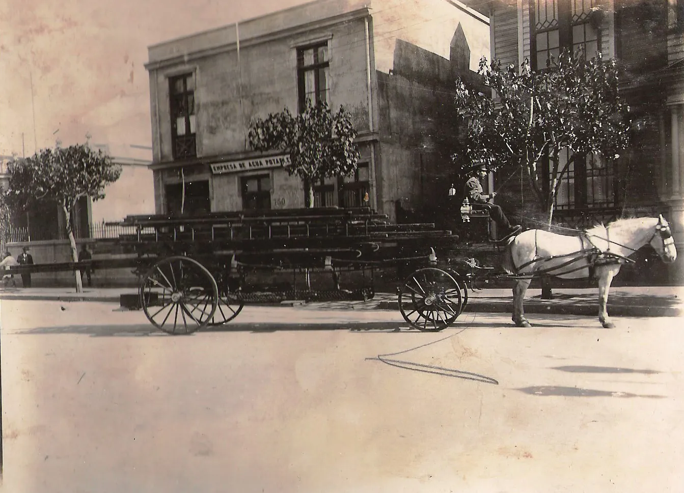 Carro de bomberos histórico — Cuerpo de Bomberos de Viña del Mar